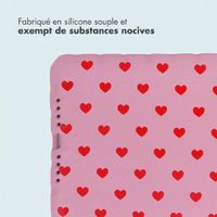 imoshion Coque arrière Kidsproof Design avec poignée Apple iPad 9 (2021) 10.2 pouces / iPad 8 (2020) 10.2 pouces / iPad 7 (2019) 10.2 pouces - Cœurs rouges