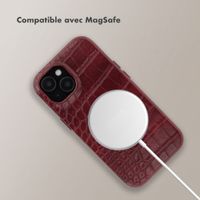 Selencia Coque arrière Croco avec MagSafe Apple iPhone 14 / 13 - Burgundy