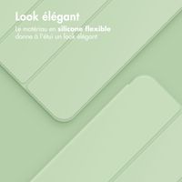 Accezz Coque tablette portefeuille Smart Silicone Apple iPad 6 (2018) 9.7 pouces / iPad 5 (2017) 9.7 pouces - Vert clair
