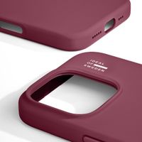 iDeal of Sweden Coque en silicone avec MagSafe Apple iPhone 16 Pro Max - Fine Wine