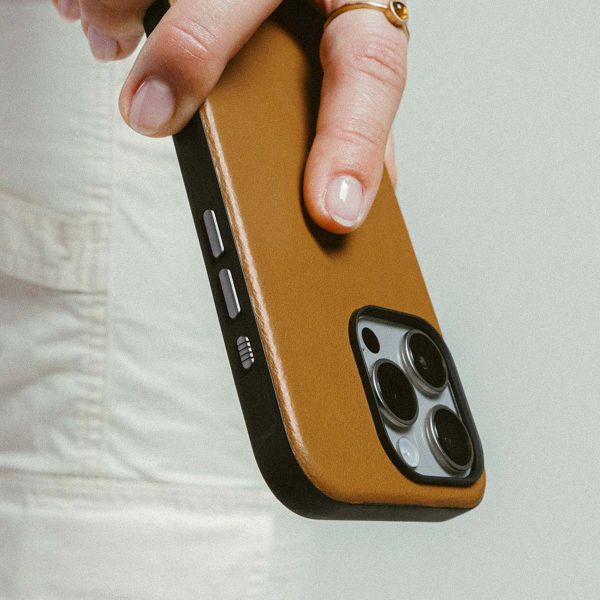 Nomad Coque Modern Leather avec MagSafe Apple iPhone 16 Pro Max - English Tan