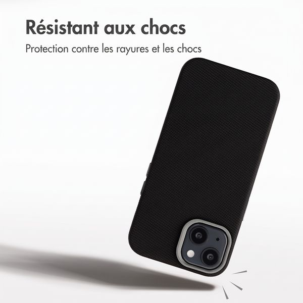 Accezz Coque arrière Mesh avec MagSafe Apple iPhone 15 - Noir