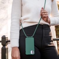imoshion Coque arrière Color avec cordon amovible et MagSafe Apple iPhone 16 Pro Max - Vert foncé