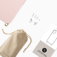 Selencia Coque arrière Rivièra avec MagSafe avec crochets amovibles Apple iPhone SE (2022 / 2020) / 8 / 7 - Sorbet Pink