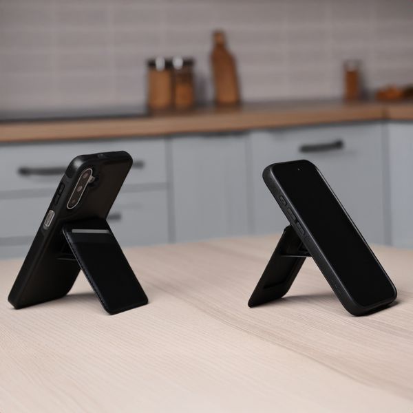 imoshion Coque arrière avec porte-cartes et support Samsung Galaxy S26 Plus - Noir