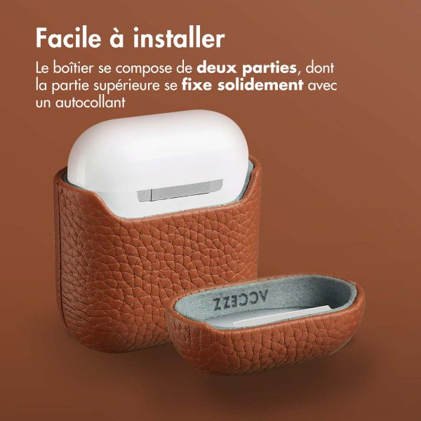 Accezz Coque en cuir véritable  Apple Airpods 1 / 2 - Cognac