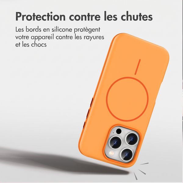 imoshion Coque arrière Color avec Thin MagSafe Ring Apple iPhone 15 Pro - Orange