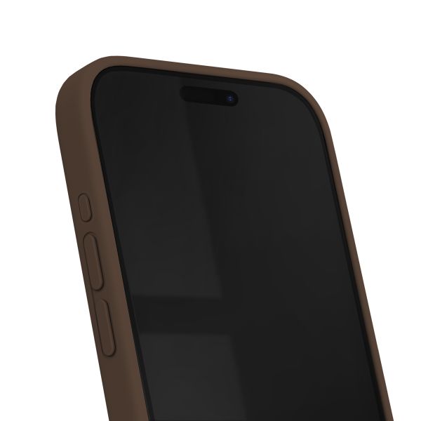 iDeal of Sweden Coque en silicone avec MagSafe Apple iPhone 15 Pro - Mocha Mousse