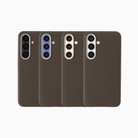 Accezz Coque arrière Mesh avec MagSafe Samsung Galaxy S25 / S24 - Marron