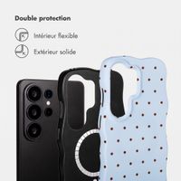 Selencia Coque arrière Vivid Wavy avec MagSafe Samsung Galaxy S26 Ultra - Happy Dots Digital Sky