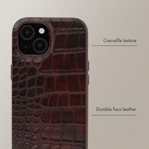 Selencia Coque arrière Croco avec MagSafe Apple iPhone 15 - Choco Brown