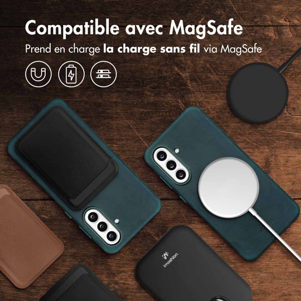 Accezz Coque MagSafe en cuir vintage Samsung Galaxy A56 - Smokey Green