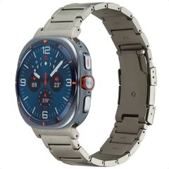 Accezz Bracelet en acier Titane mat Samsung Galaxy Watch Ultra (2024/2025) - Titanium