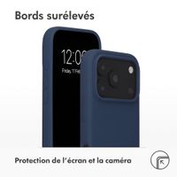 Accezz Coque Liquid Silicone avec MagSafe Apple iPhone 18 Pro / 17 Pro - Bleu foncé