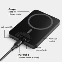 Selencia Powerbank Vivid 5 000 mAh - MagSafe et Qi - Black / Silk Spirit