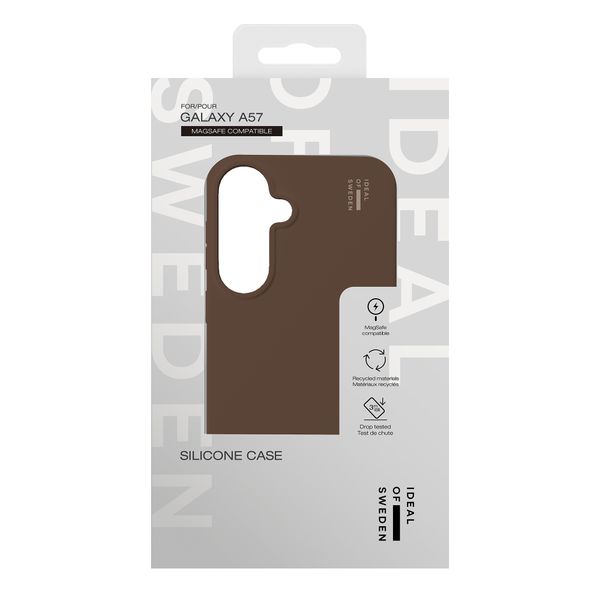 iDeal of Sweden Coque en silicone avec MagSafe Samsung Galaxy A57 (5G) - Mocha Mousse