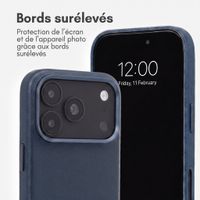 Accezz Coque arrière en cuir avec MagSafe Apple iPhone 18 Pro / 17 Pro - Nightfall Blue