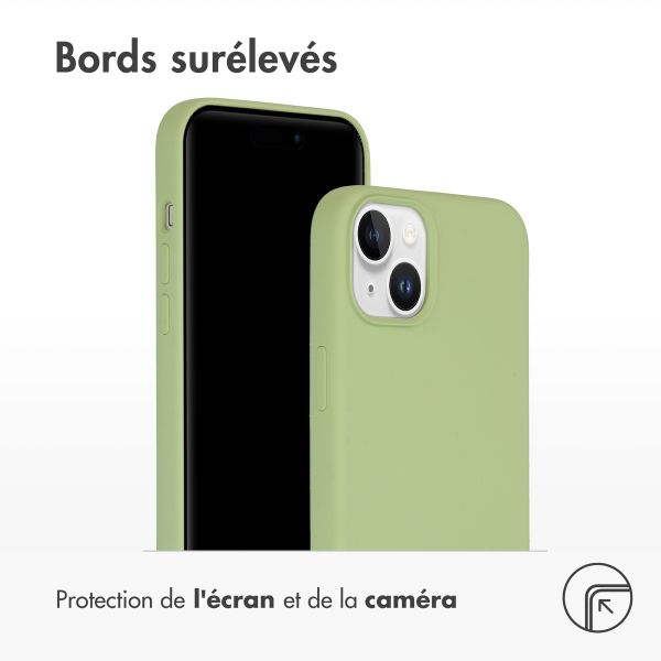 Accezz Coque Liquid Silicone Apple iPhone 15 Plus - Vert