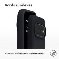 Accezz Coque Liquid Silicone avec MagSafe Google Pixel 11 / 11 Pro / 10 / 10 Pro - Noir