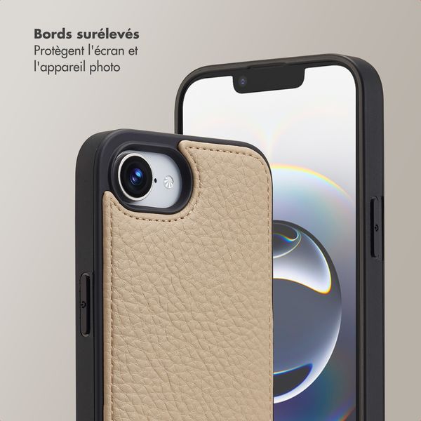 Selencia Coque de télephone Nova avec cordon et porte-cartes Apple iPhone 17e / 16e - Beige