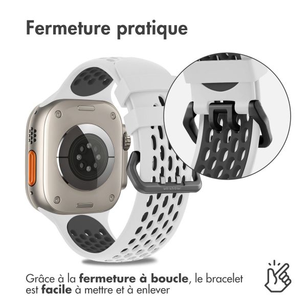 imoshion Bracelet sport en silicone avec boucle Apple Watch | 44/45/46/49 mm - White / Black