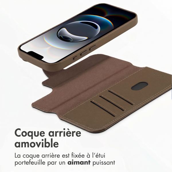 Accezz Étui de télephone portefeuille en cuir 2-en-1 avec MagSafe Apple iPhone 17e / 16e - Marron café