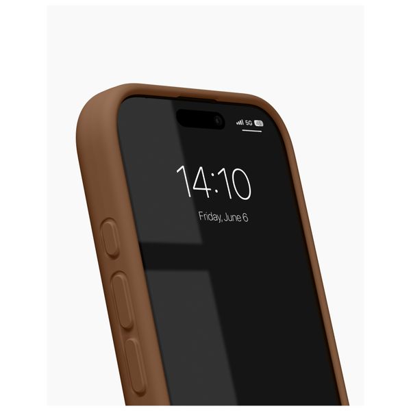 iDeal of Sweden Coque Soft Swirl Silicone MagSafe Apple iPhone 16 - Salted Caramel
