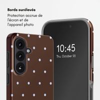 Selencia Coque arrière Vivid avec MagSafe Samsung Galaxy S26 FE - Happy Dots Chocolate