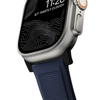 Nomad Bracelet robuste FKM Apple Watch | 44/45/46/49 mm - Noir / Bleu