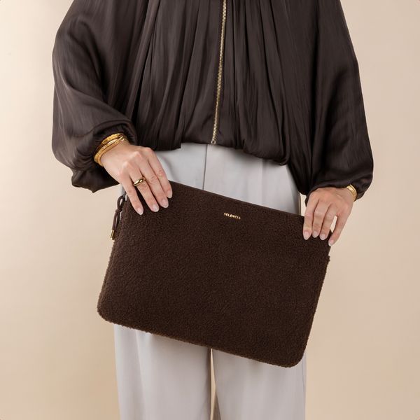 Selencia Housse laptop teddy 15-16 pouces - Choco Brown