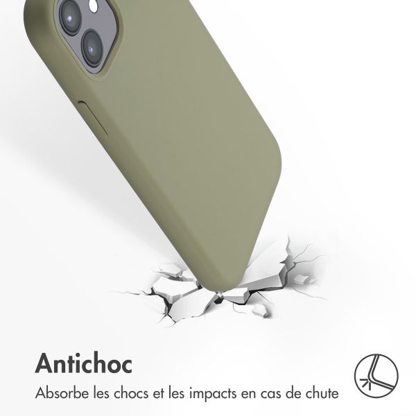 Accezz Coque Liquid Silicone avec MagSafe Apple iPhone 12 (Pro) - Cooper Green
