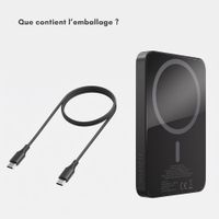 Selencia Powerbank Vivid 5 000 mAh - MagSafe et Qi - Black / Wavy Baby Burgundy