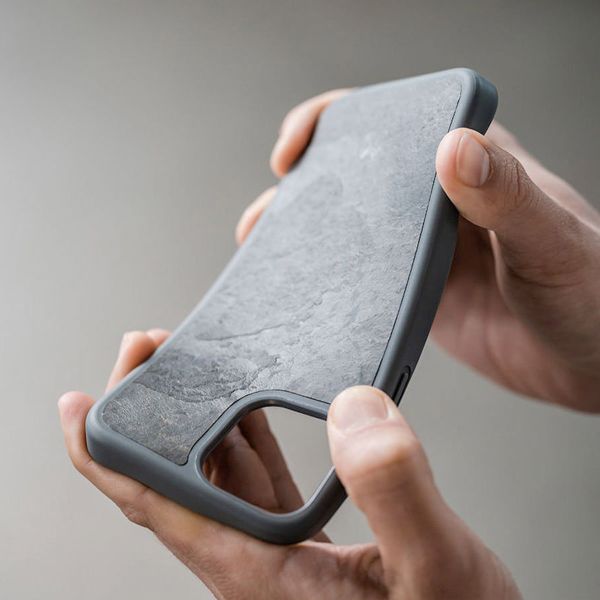 Woodcessories Coque Bumper MagSafe Apple iPhone 14 - Real Slate Stone