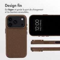 Accezz Coque arrière en cuir avec MagSafe Apple iPhone 18 Pro Max / 17 Pro Max - Marron café