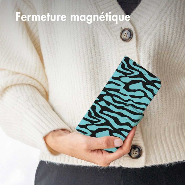 imoshion Étui de télephone portefeuille Design Apple iPhone 11 - Black Blue Stripes