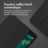 Accezz Coque tablette portefeuille Smart Silicone Apple iPad Air 13 pouces (2026) M4 / (2025) M3 / (2024) M2 - Noir