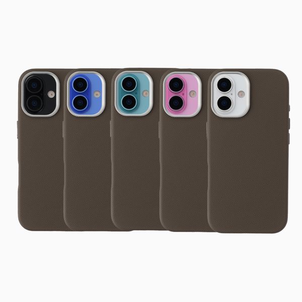 Accezz Coque arrière Mesh avec MagSafe Apple iPhone 16 - Marron