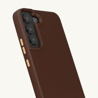 Selencia Coque arrière Rivièra avec MagSafe avec crochets amovibles Samsung Galaxy S22 - Choco Brown