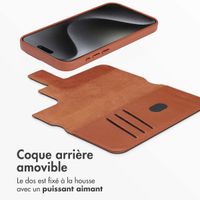 Accezz Étui de télephone portefeuille en cuir 2-en-1 avec MagSafe Apple iPhone 15 Pro Max - Sienna Brown