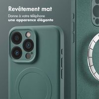 imoshion Coque Couleur avec MagSafe Apple iPhone 15 Pro Max - Vert foncé