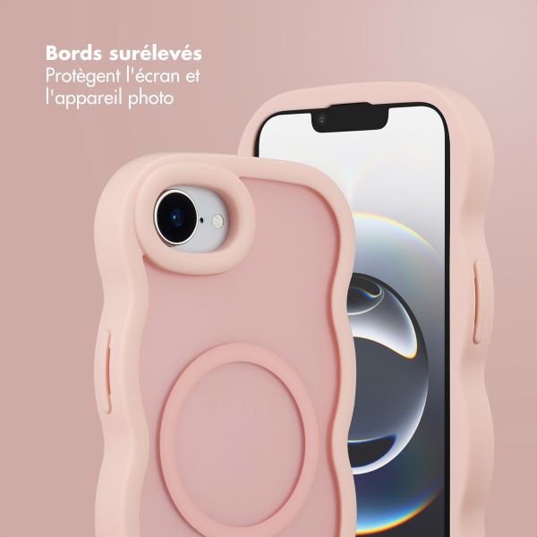 Selencia Coque arrière Wavy avec MagSafe Apple iPhone 17e / 16e - Soft Pink