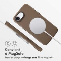 Accezz Coque arrière en cuir avec MagSafe Apple iPhone 17e / 16e - Marron café