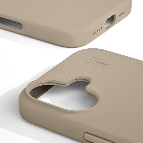 iDeal of Sweden Coque Silicone Apple iPhone 16 Plus - Beige