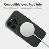 Accezz Coque Grip avec MagSafe Apple iPhone 15 Pro - Vert foncé