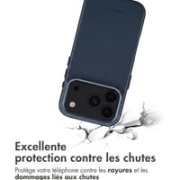 Accezz Coque arrière en cuir avec MagSafe Apple iPhone 18 Pro / 17 Pro - Nightfall Blue