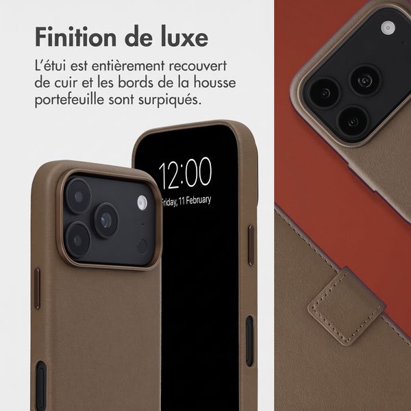 Accezz Étui de télephone portefeuille en cuir 2-en-1 avec MagSafe Apple iPhone 18 Pro / 17 Pro - Marron café