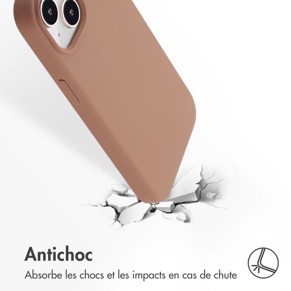 Accezz Coque Liquid Silicone avec MagSafe Apple iPhone 15 - Marron clair