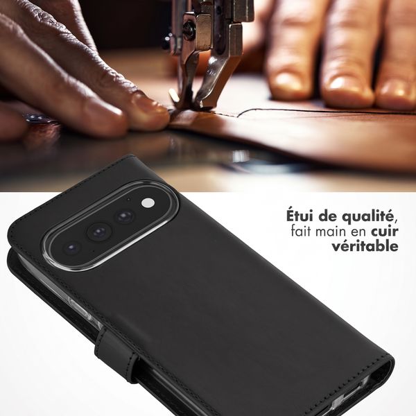 Selencia Étui portefeuille en cuir véritable Google Pixel 11 / 11 Pro - Noir