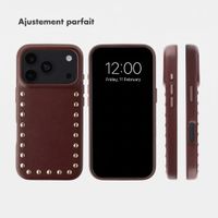 Selencia Coque arrière Studs avec MagSafe Apple iPhone 18 Pro / 17 Pro - Cacao Crush