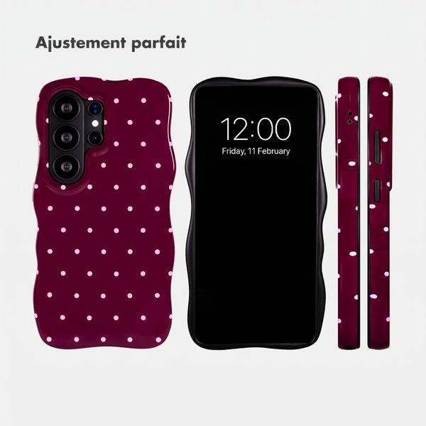 Selencia Coque arrière Vivid Wavy avec MagSafe Samsung Galaxy S26 Ultra - Happy Dots Burgundy